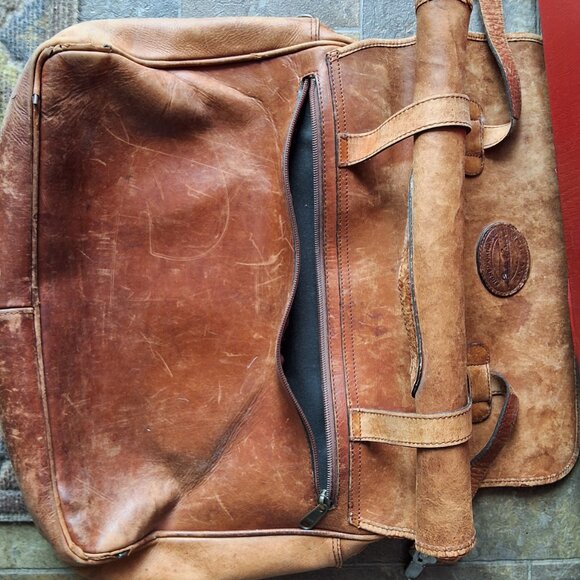 Vintage Eddie Bauer Beautifully Broken In Briefcase - Picture 4 of 5